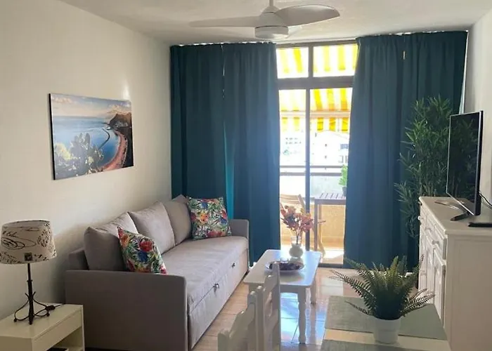 Cristianos Royal Views Apartman *